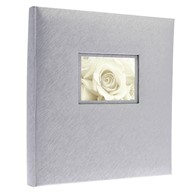 Album tradycyjny szyty DBCL30LOVESILVER
<br/>Rozmiar stron: 29x32
<br/>Ilość stron: 60
<br/>Kolor stron: kremowy