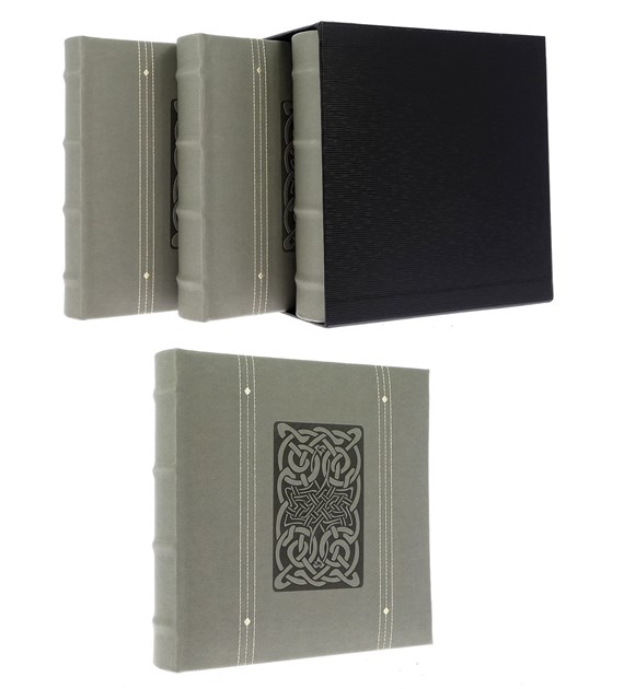 Book bound pocket albums in a gift box 10x15/200 x 3 KD46200 LINE BOX3-3